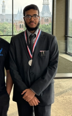 Junior excels in Social Studies, advances to State UIL