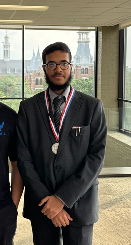Junior excels in Social Studies, advances to State UIL